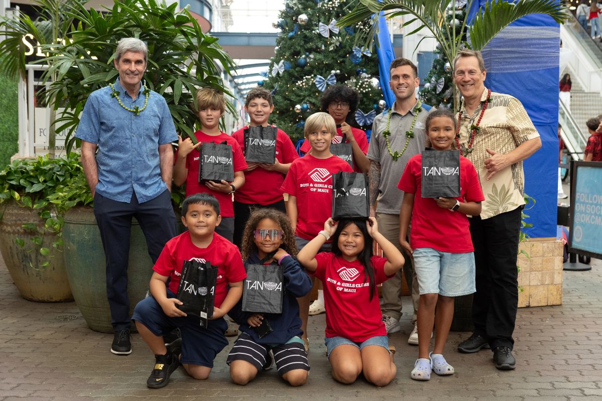 Third Annual Makana no nā Keiki a Grand Success!